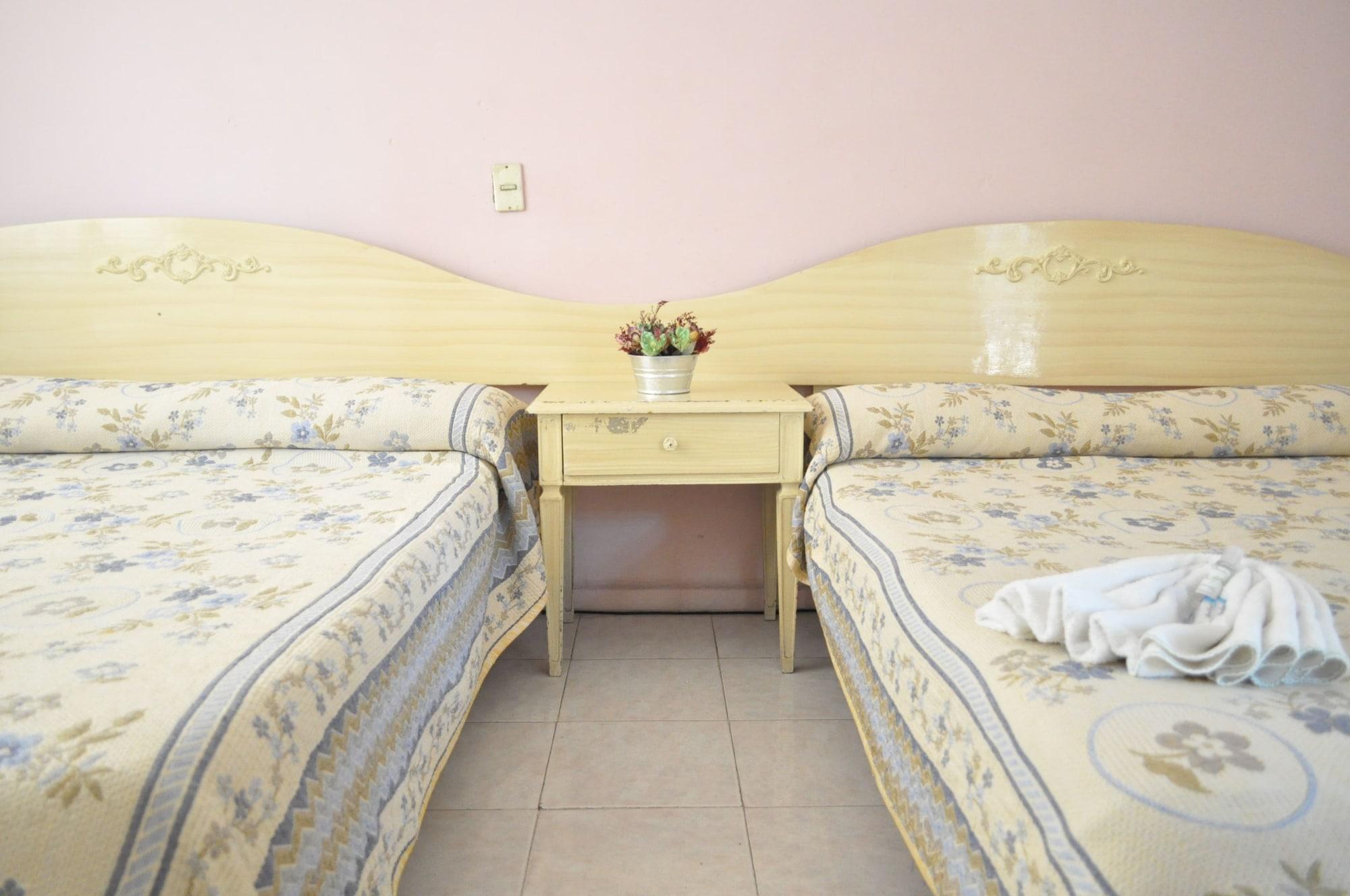 איראפואטו Hotel San Carlos מראה חיצוני תמונה
