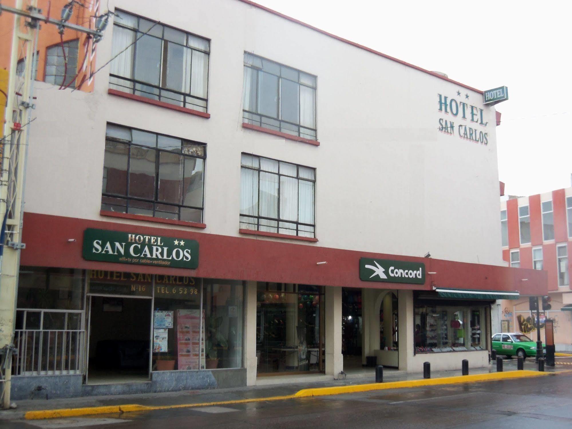 איראפואטו Hotel San Carlos מראה חיצוני תמונה